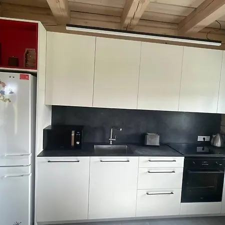 Namelis Su Pirtimi * Kaunas